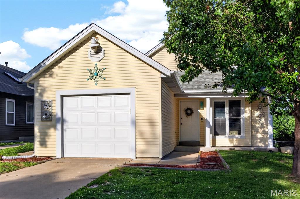 Photo of 1106 Wild Plum Drive St Peters MO 63303