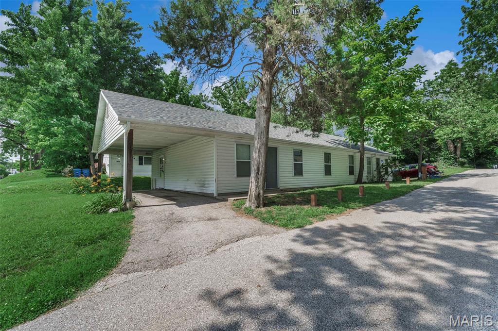 Photo of 1620 Gallaher Avenue St Charles MO 63301