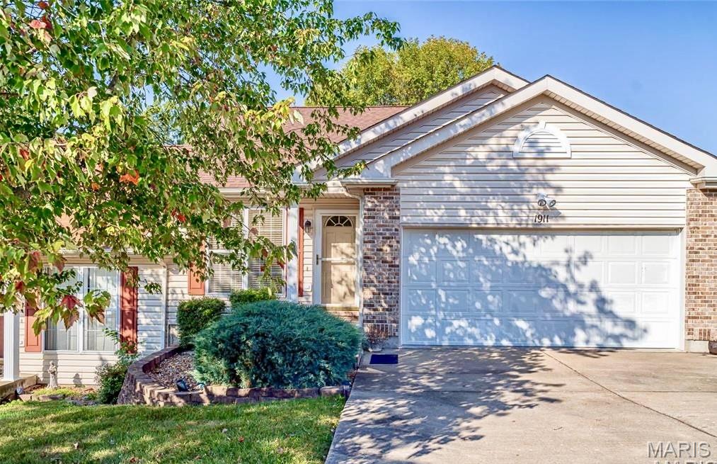 Photo of 1911 Meriwether Drive Washington MO 63090