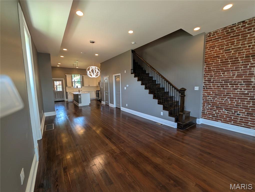 Photo of 2827 Oregon Avenue St Louis MO 63118