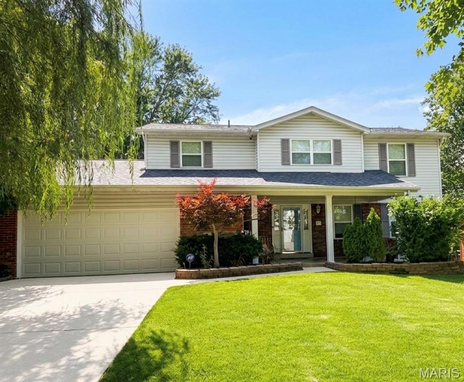 Photo of 334 Clayton Oaks Drive Ellisville MO 63011