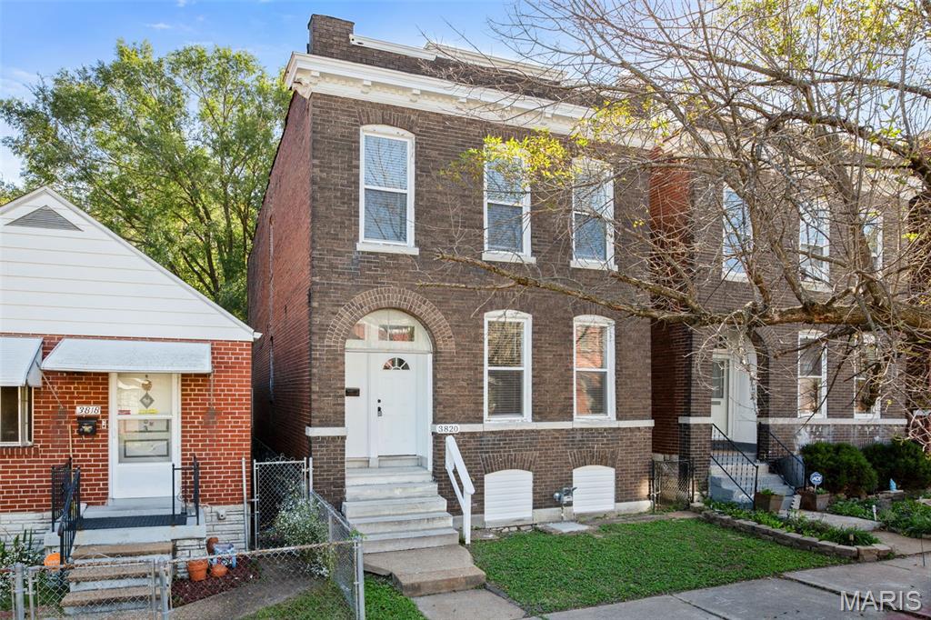 Photo of 3820 Iowa Avenue St Louis MO 63118