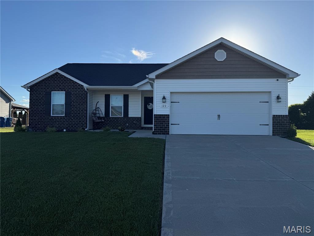 Photo of 120 Eisenhower Boulevard Troy IL 62294