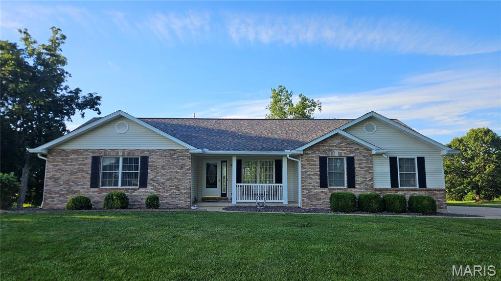 Photo of 451 Birkhead Road Winfield MO 63389