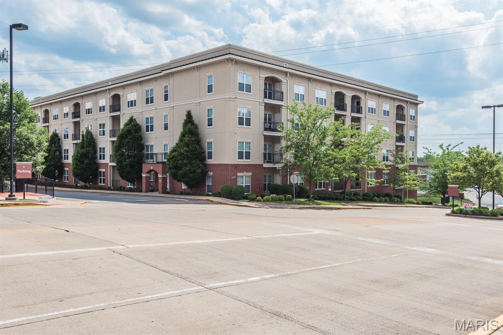 Photo of 1270 Strassner Drive #3312 Brentwood MO 63144