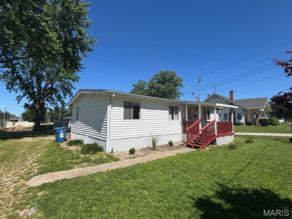 Photo of 206 Washington Street Shelbyville MO 63469