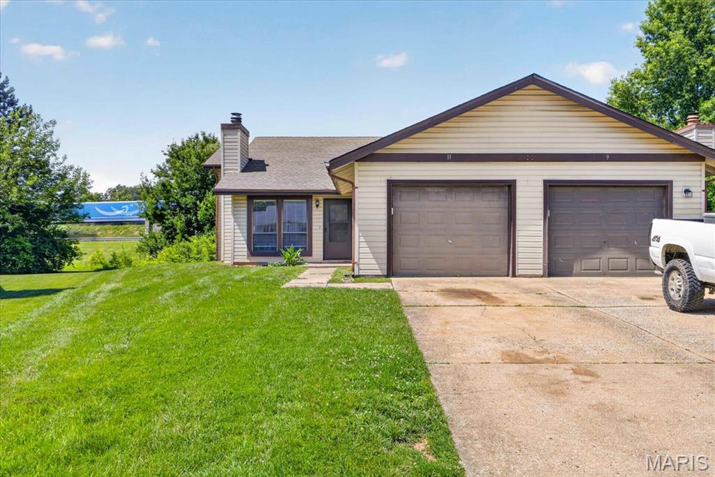 Photo of 11 Bayside Court #11 Lake St Louis MO 63367