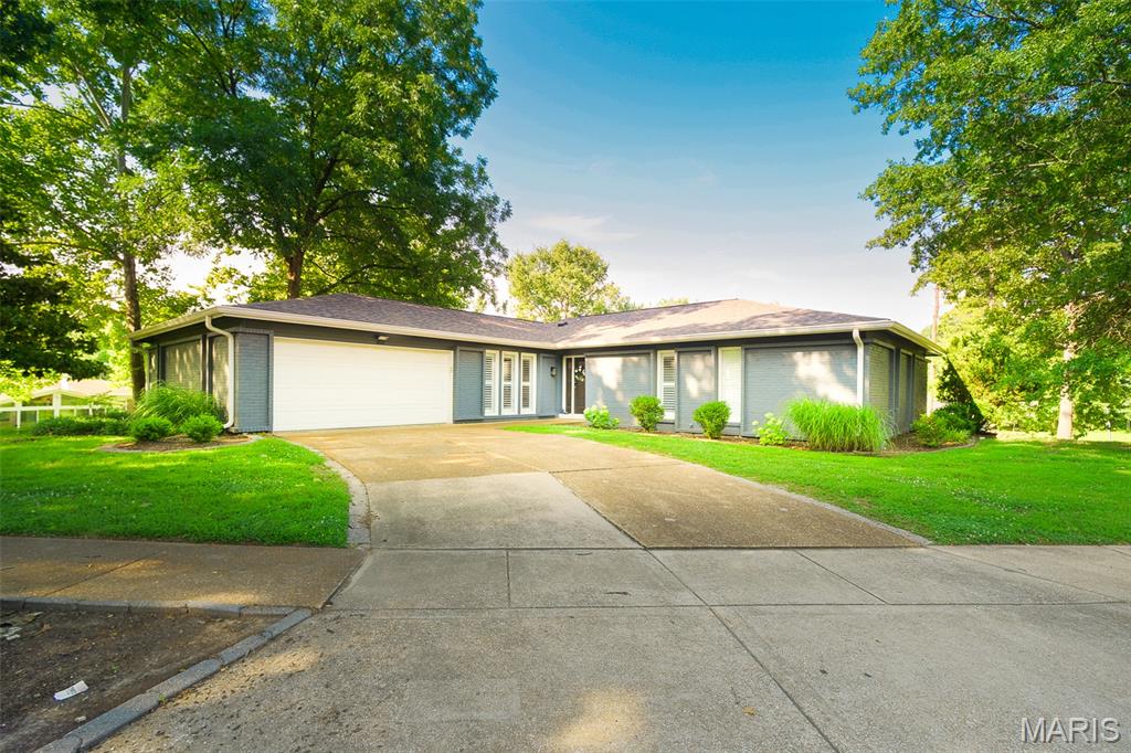Photo of 1012 Stuyvesant Lane Ballwin MO 63011
