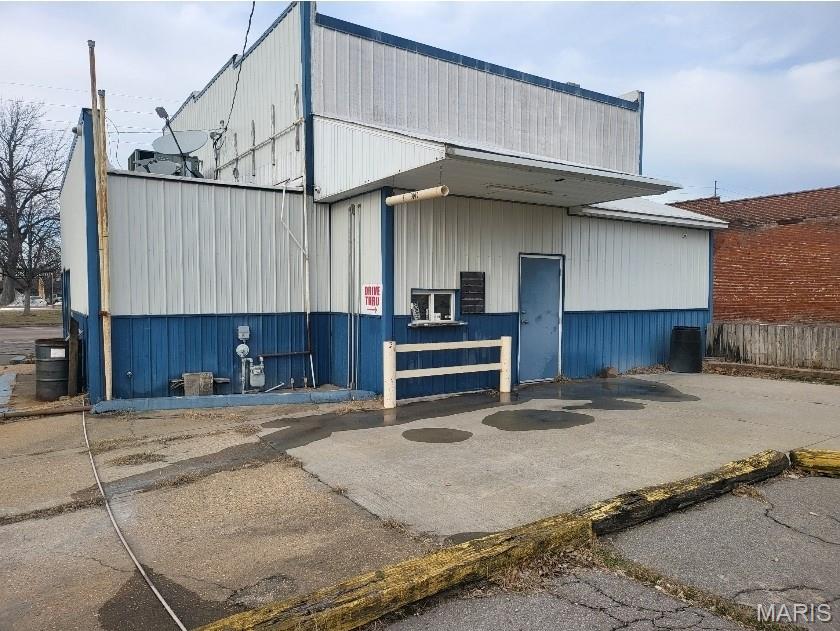 Photo of 133 W Malone Avenue Sikeston MO 63801