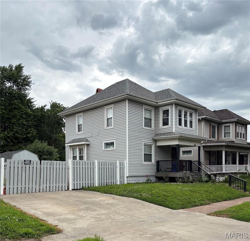 Photo of 2423 Benton Street Granite City IL 62040