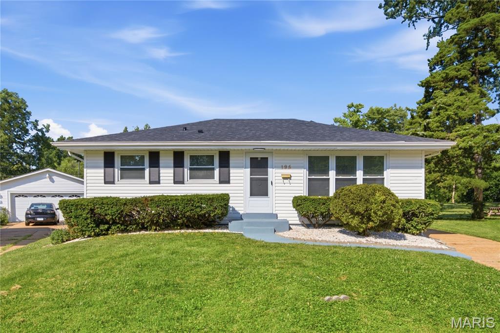 Photo of 195 Eldorado Drive Florissant MO 63031
