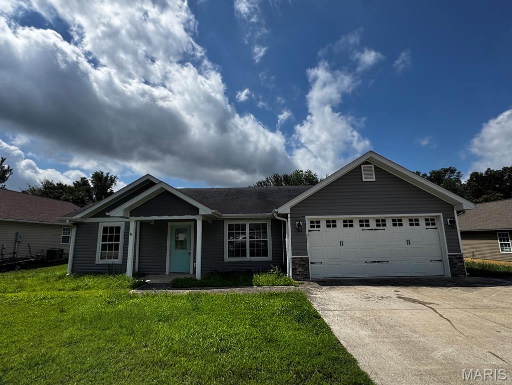 Photo of 104 Avery Lane Poplar Bluff MO 63901