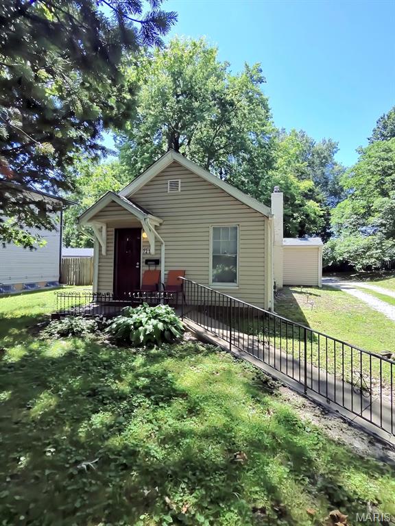 Photo of 721 N Elizabeth Avenue Ferguson MO 63135