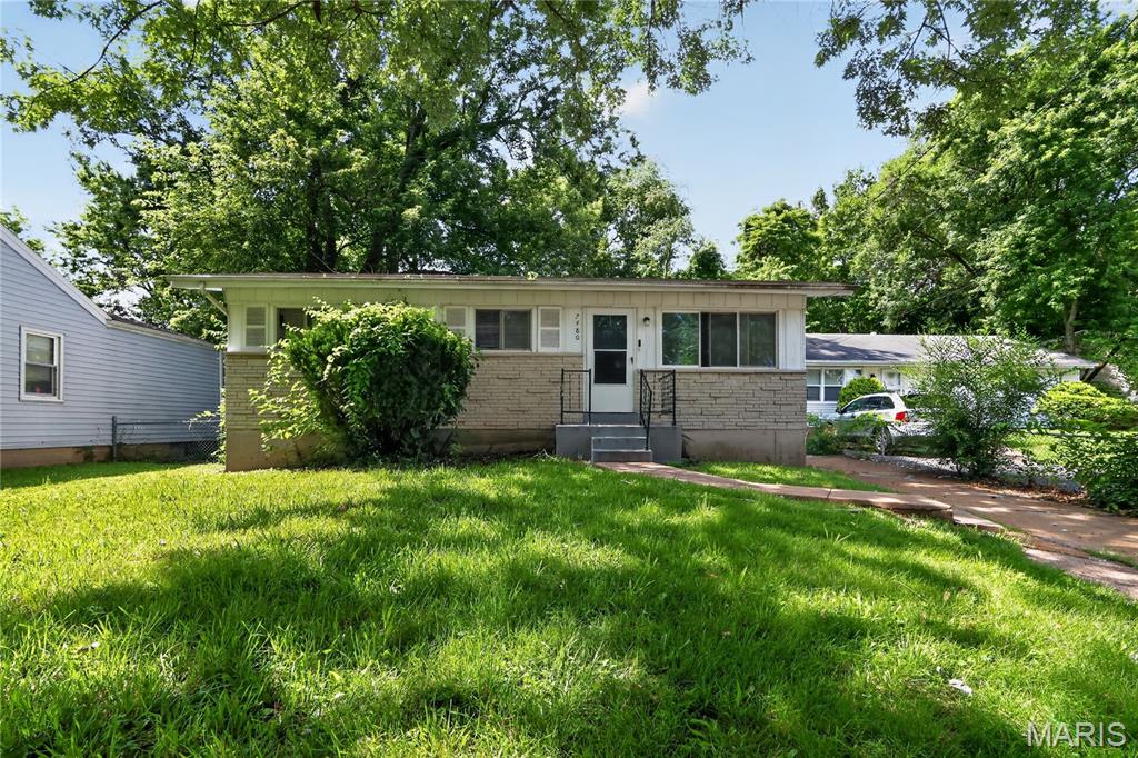Photo of 7480 Castro Drive St Louis MO 63135