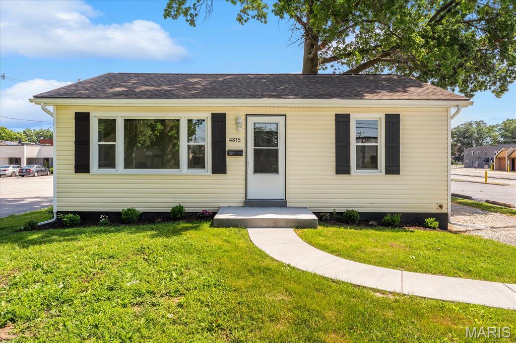 Photo of 4815 W Washington Street Belleville IL 62226