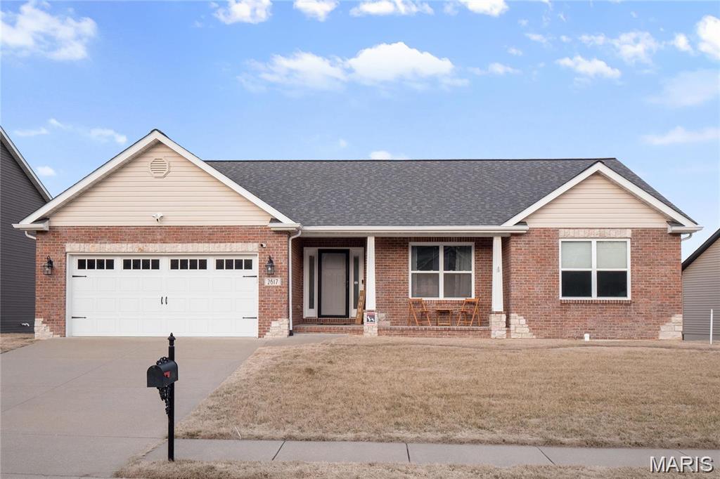 Photo of 2617 LAUREN LAKE Drive Belleville IL 62221