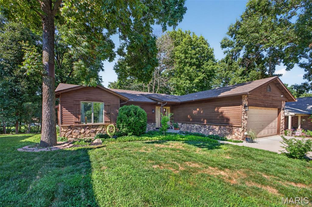 Photo of 854 Meadowview Lane Columbia IL 62236