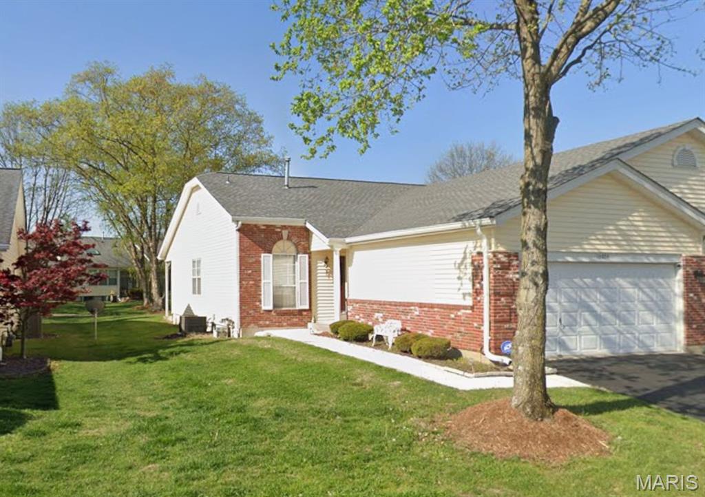 Photo of 16054 Rose Wreath Lane Florissant MO 63034