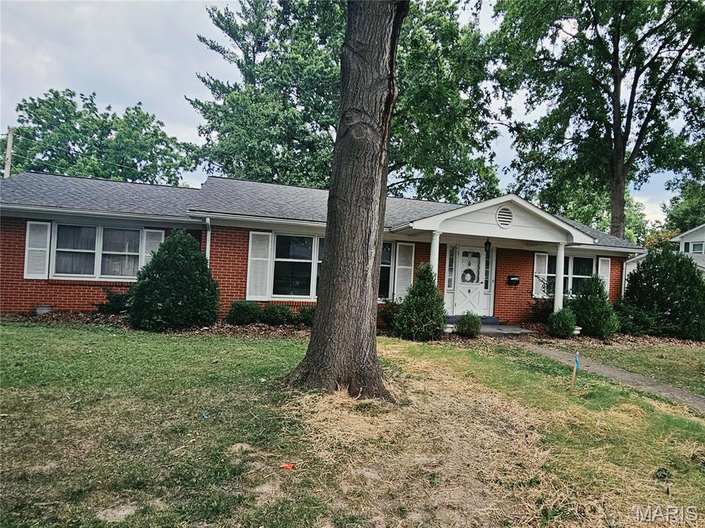Photo of 8 Friendship Court Troy MO 63379