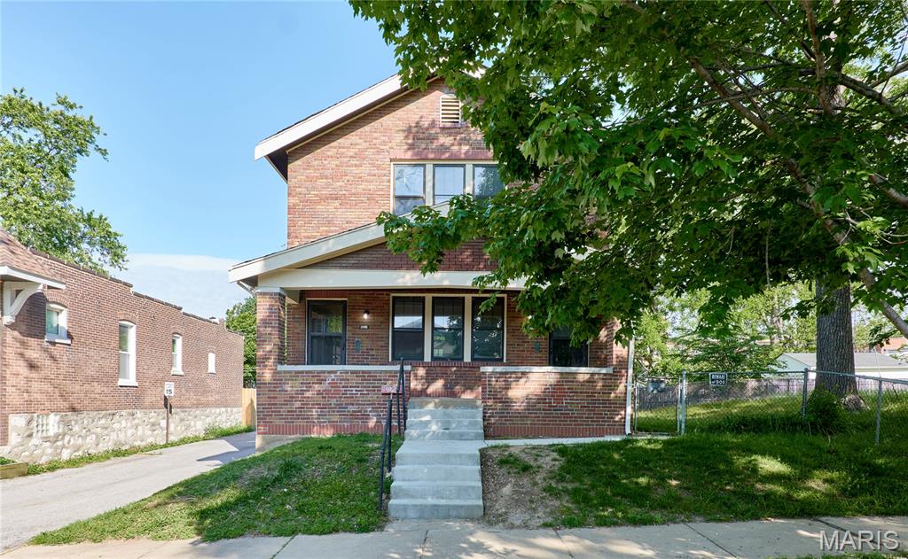 Photo of 5021 Ray Avenue St Louis MO 63116