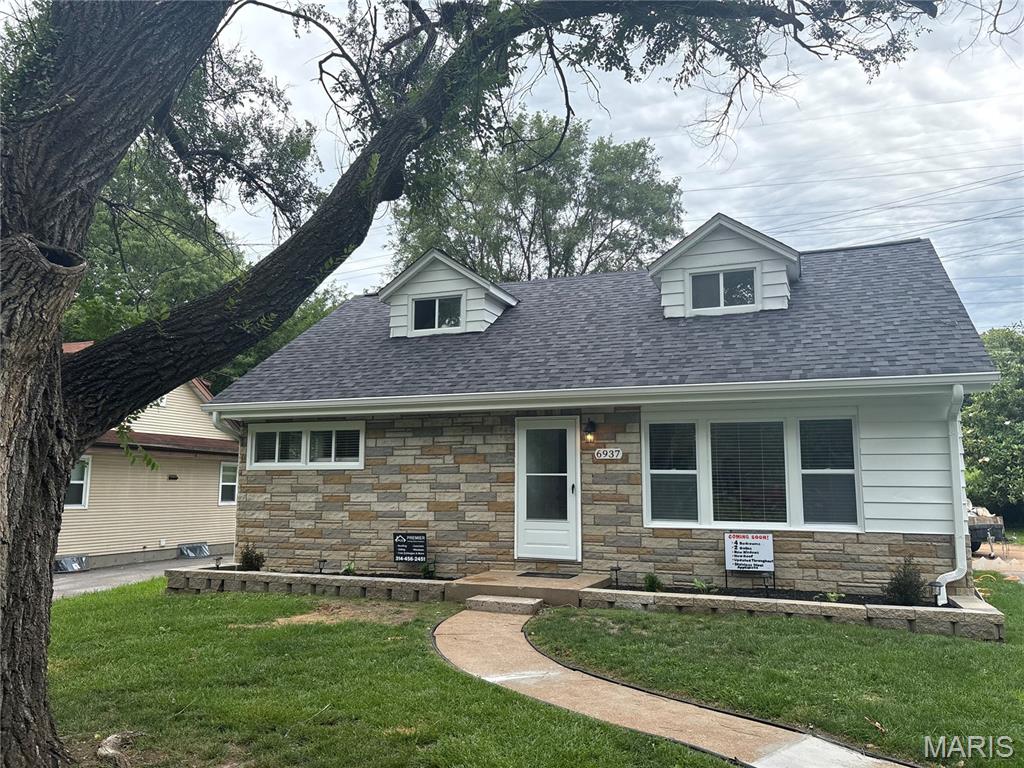 Photo of 6937 Berkridge Court Hazelwood MO 63042