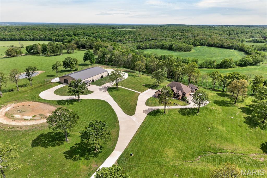 Photo of 23900 EMERSON Road Lebanon MO 65536