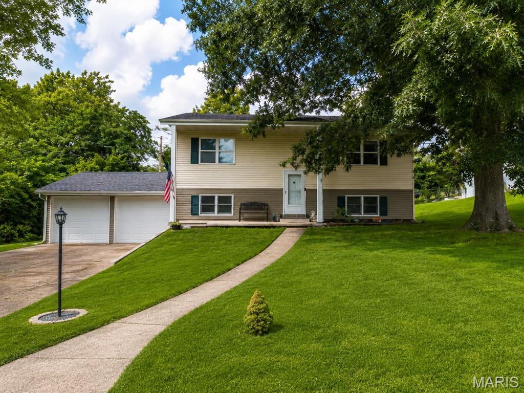 Photo of 1303 Woodlawn Drive Rolla MO 65401