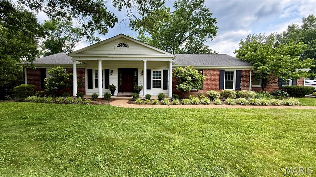Photo of 2007 Firethorn Drive St Louis MO 63131