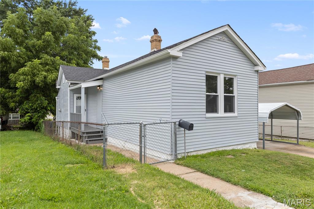 Photo of 811 Regina Avenue St Louis MO 63125