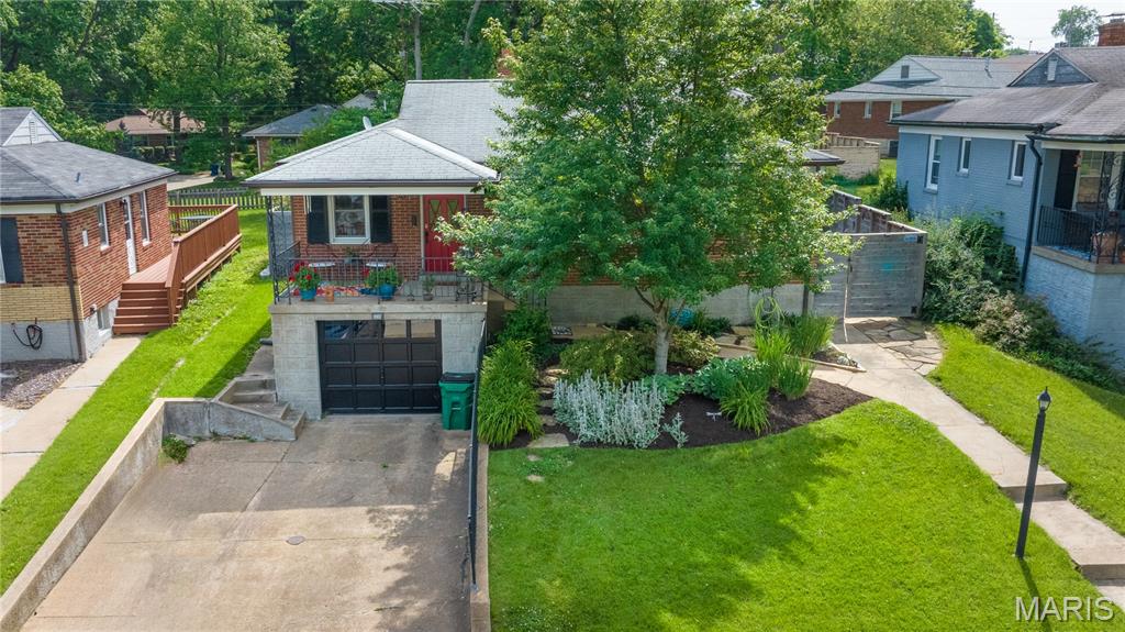 Photo of 1524 N Berry Road Rock Hill MO 63119