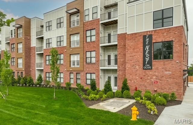 Photo of 10809 Olive Boulevard #304 Creve Coeur MO 63141