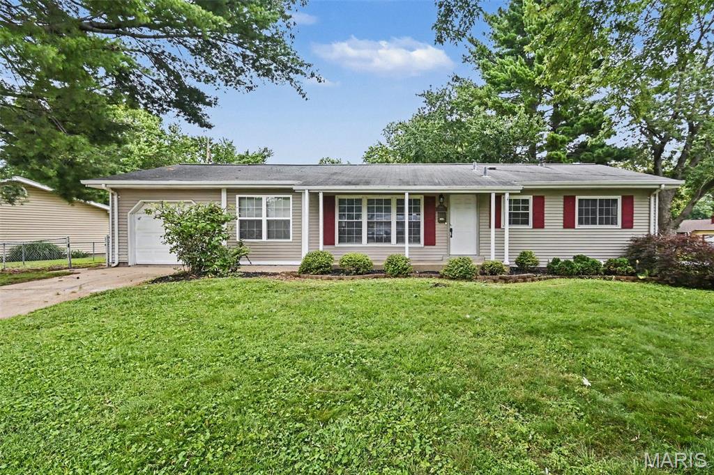 Photo of 6706 Vineland Drive Hazelwood MO 63042