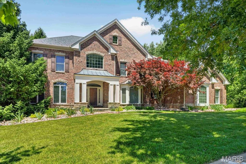 Photo of 1059 Greystone Manor Parkway Chesterfield MO 63005