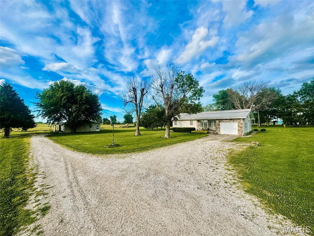 Photo of 1149 E Us Highway 54 Vandalia MO 63382