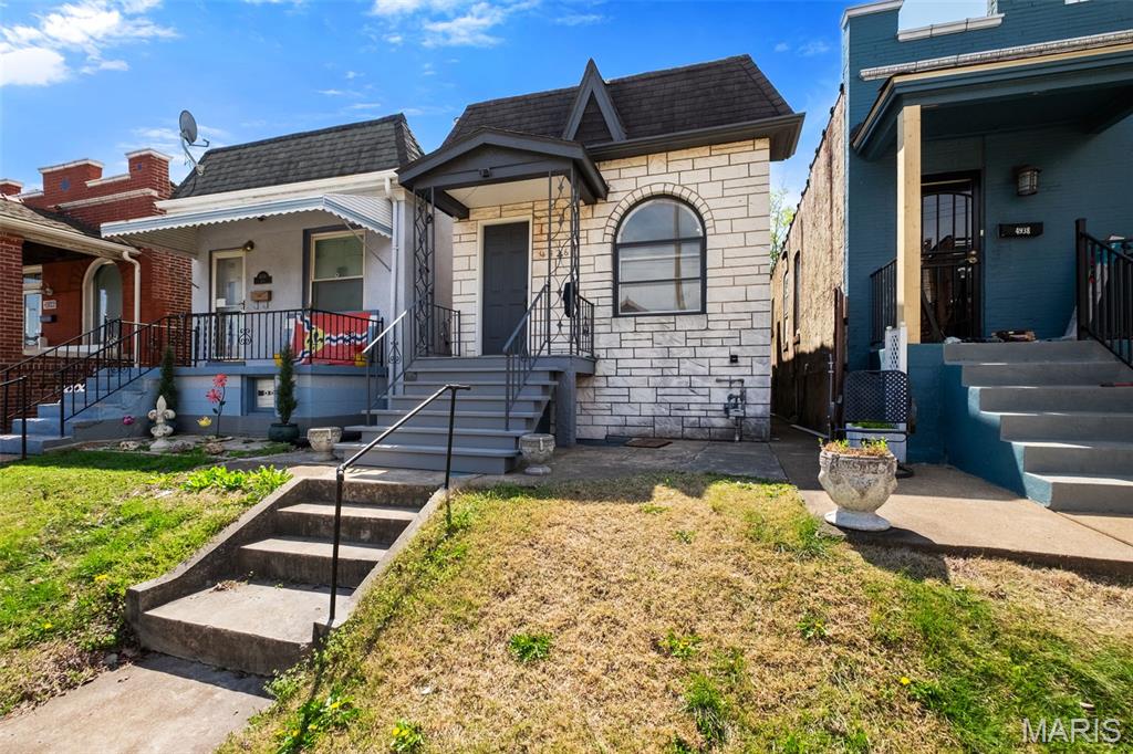 Photo of 4936 Shaw Avenue St Louis MO 63110