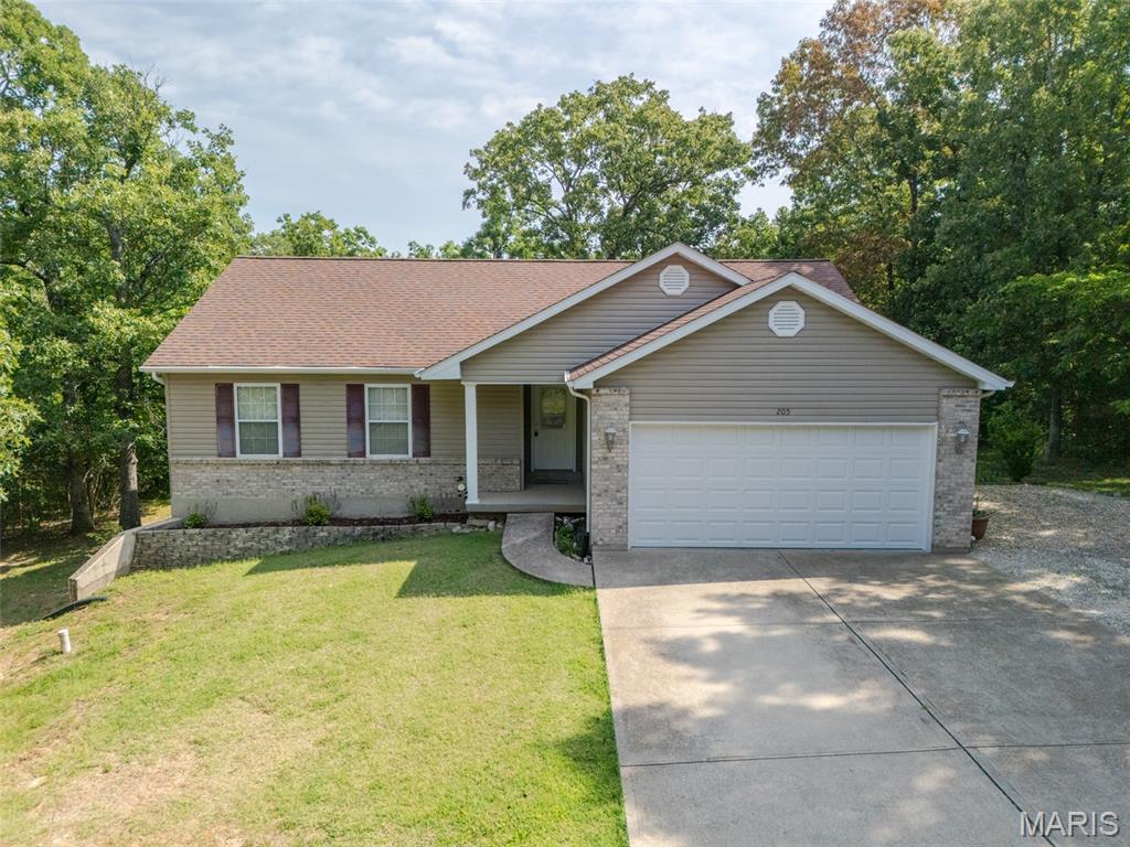 Photo of 205 Summerset Drive De Soto MO 63020