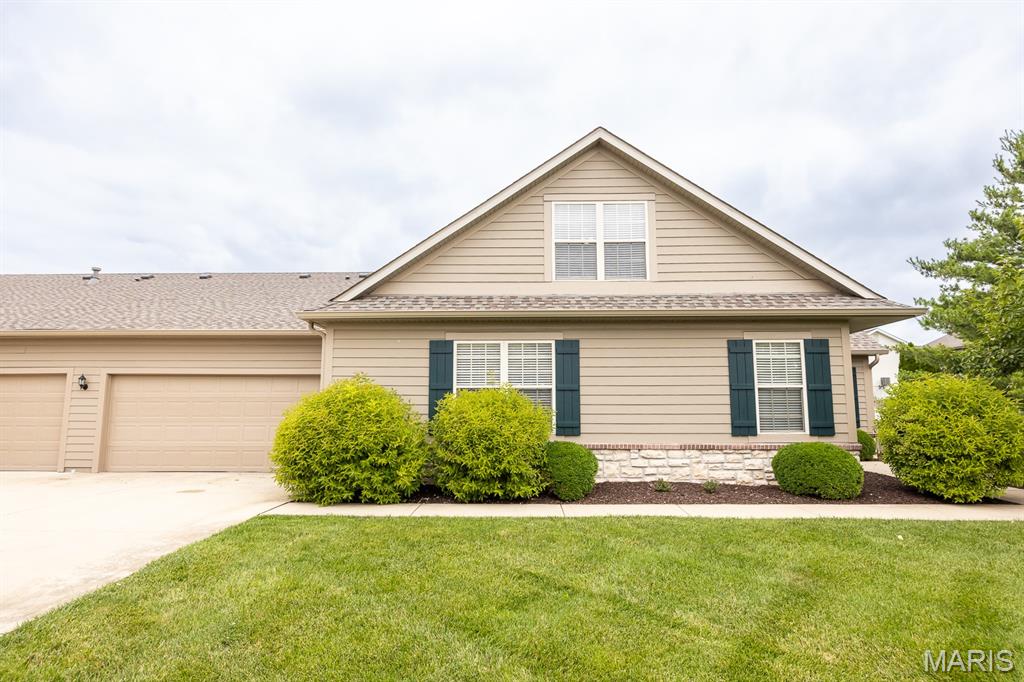 Photo of 1328 Three Rivers Drive O'Fallon IL 62269