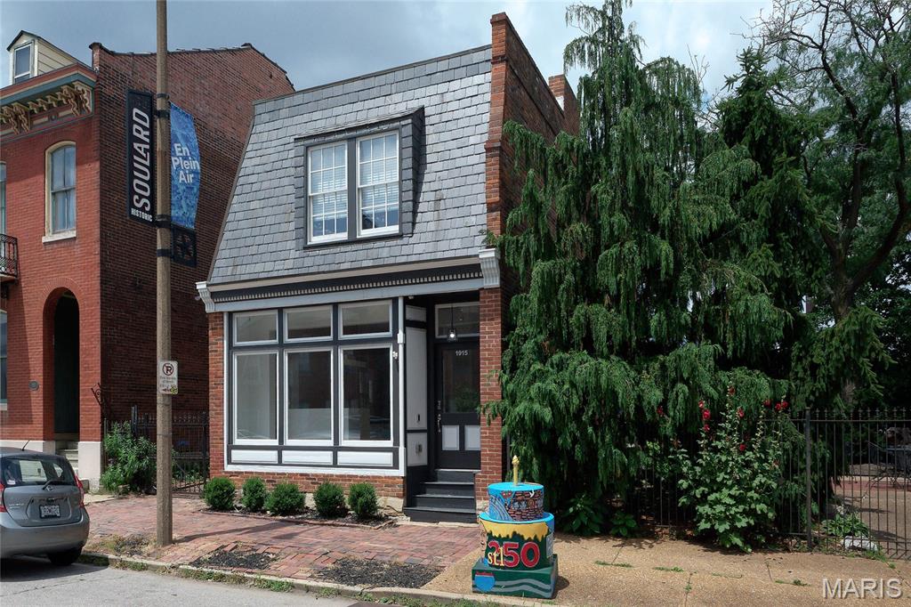 Photo of 1915 S 12th Street St Louis MO 63104