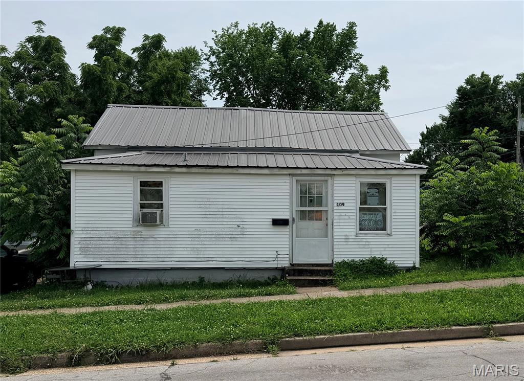 Photo of 109 W 3rd Street Rolla MO 65401