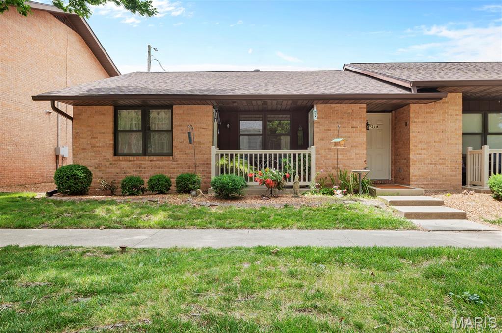 Photo of 1314 Pine Street #1 Highland IL 62249