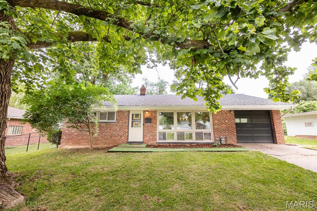 Photo of 6908 Osage Drive Belleville IL 62223