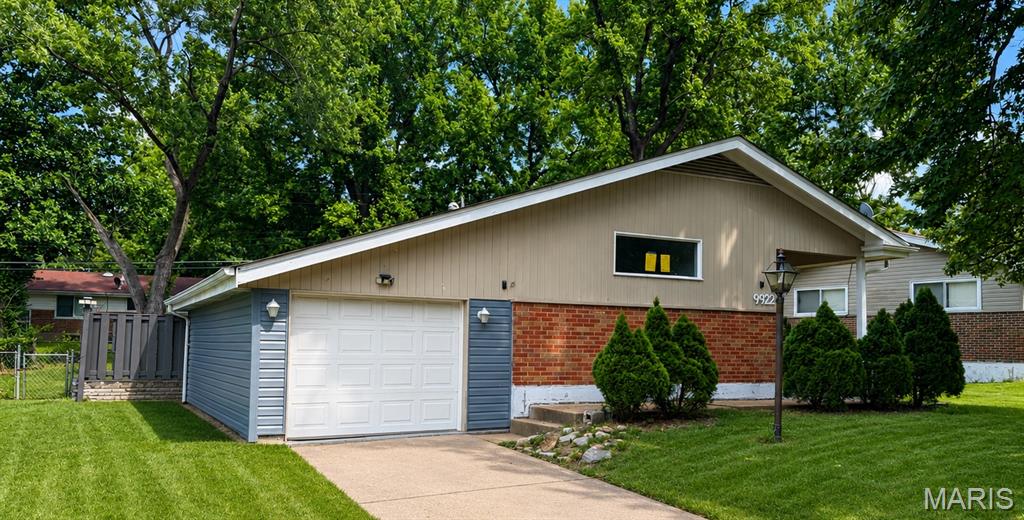 Photo of 9922 Lanier Drive Moline Acres MO 63136