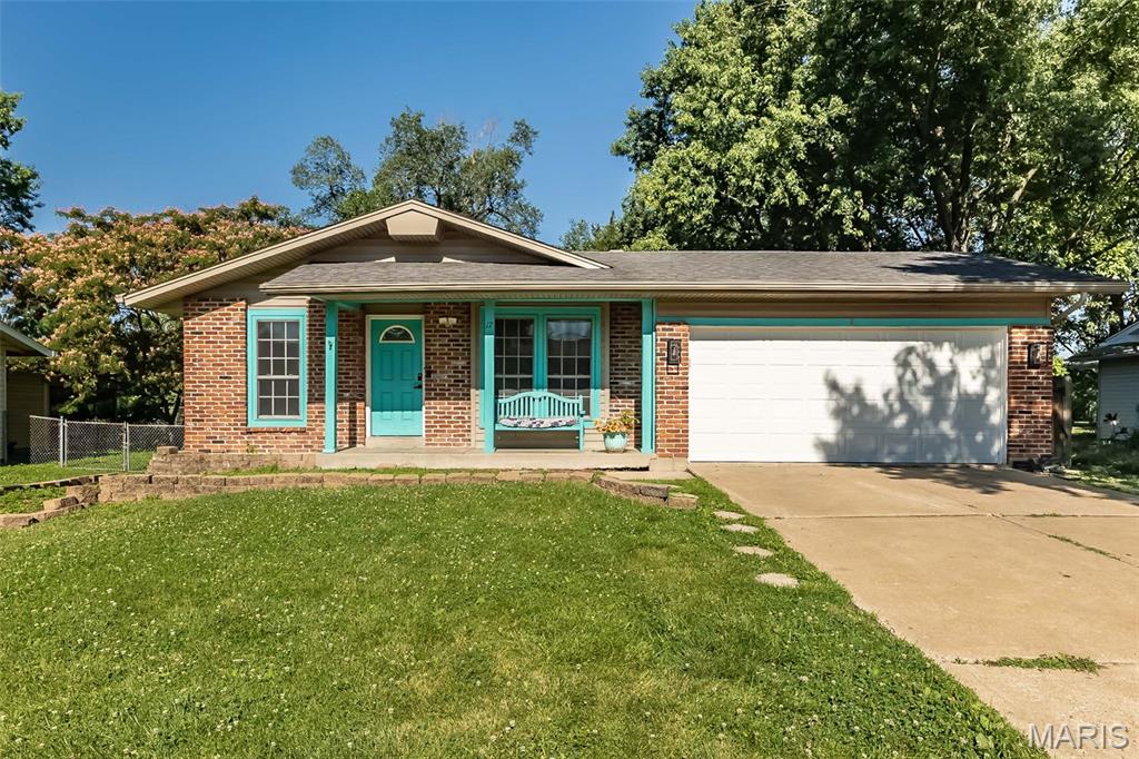 Photo of 17 Oak Knoll Drive St Peters MO 63376