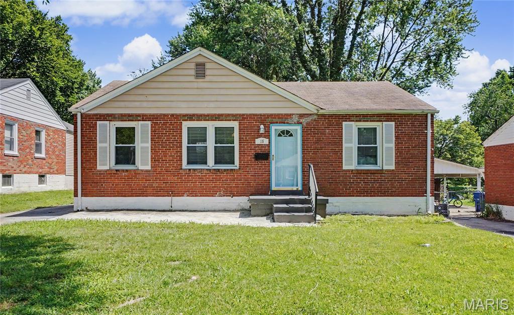 Photo of 15 Saint James Court Florissant MO 63031