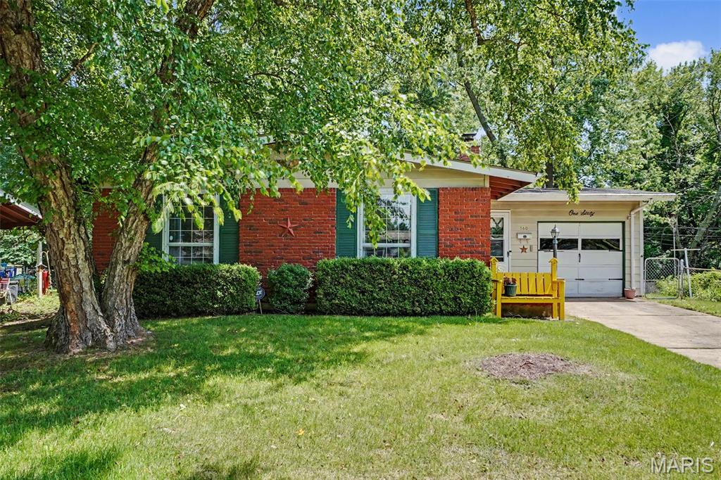 Photo of 160 Humes Lane Florissant MO 63031