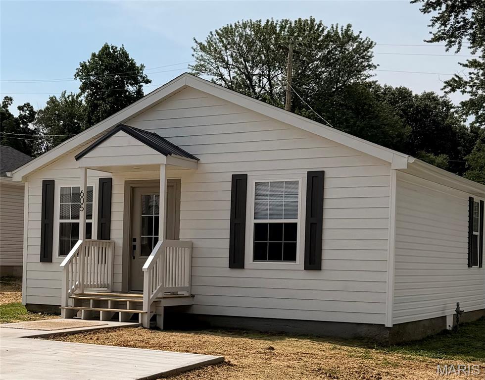 Photo of 605 Court Street Bloomfield MO 63825