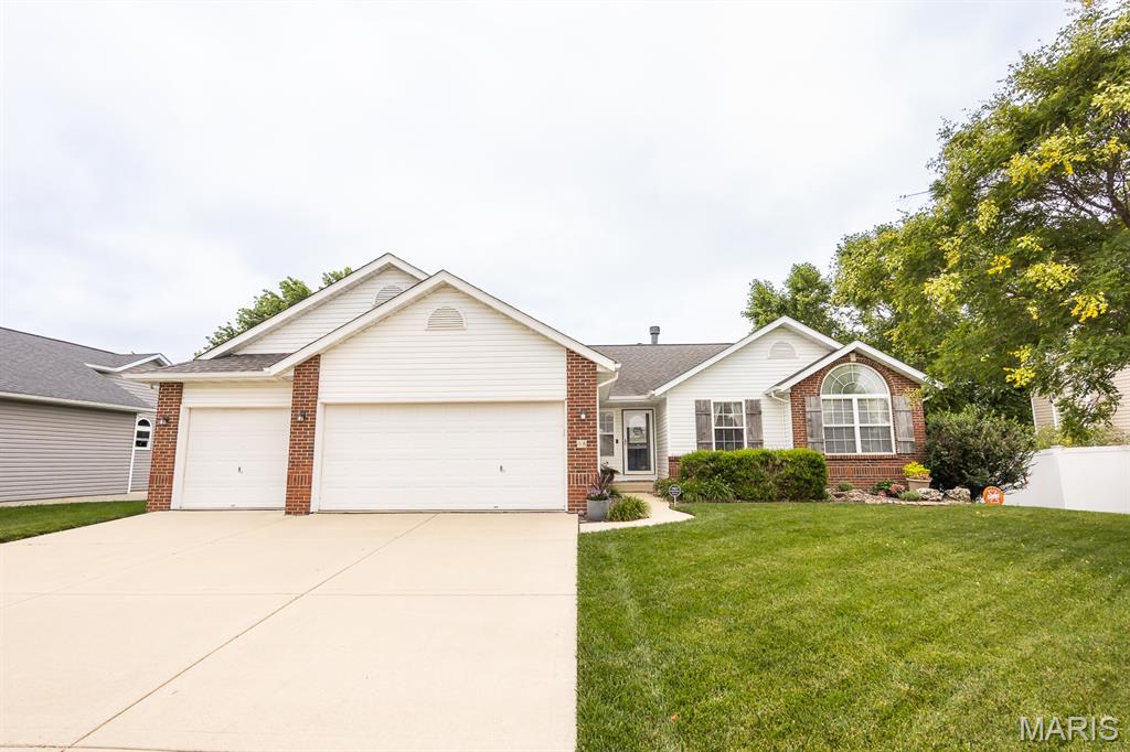 Photo of 98 Stonebrooke Troy IL 62294