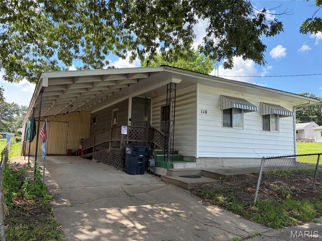 Photo of 110 Water Street Taylor Springs IL 62089