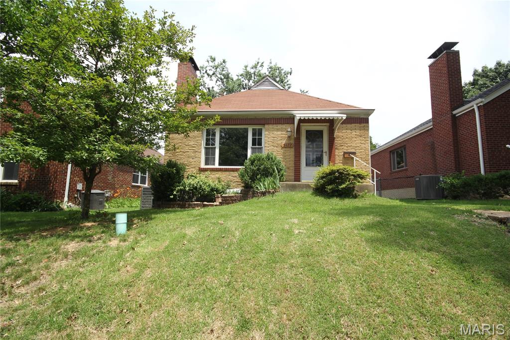 Photo of 5477 Oleatha Avenue St Louis MO 63139