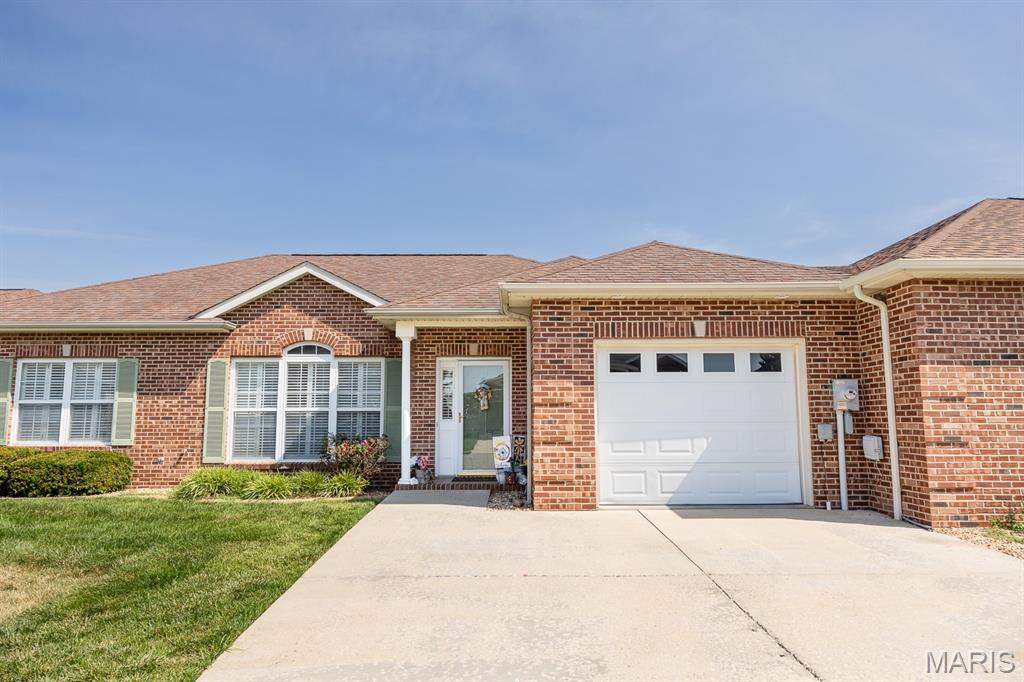 Photo of 119 Saint Christopher Court Mascoutah IL 62258